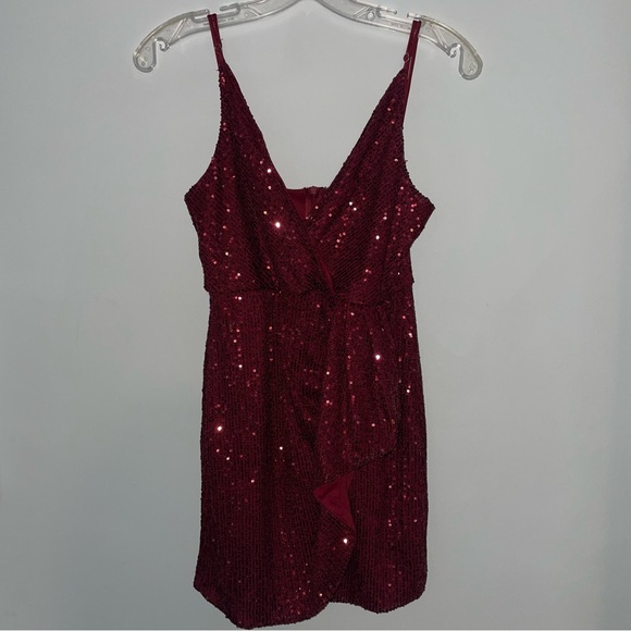 Lucy in the Sky Avalynn Mini Sequin Dress - Picture 4 of 12